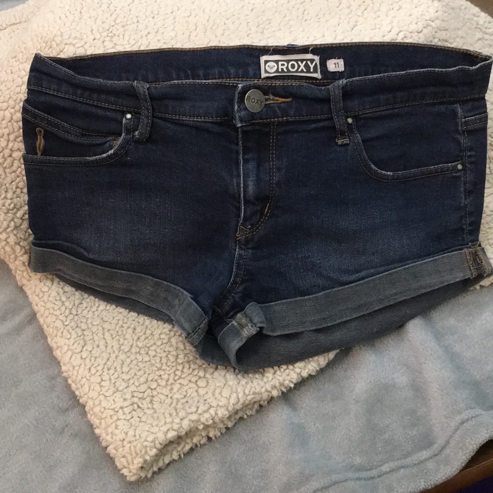 Woman’s Roxy shorts. Size 11
